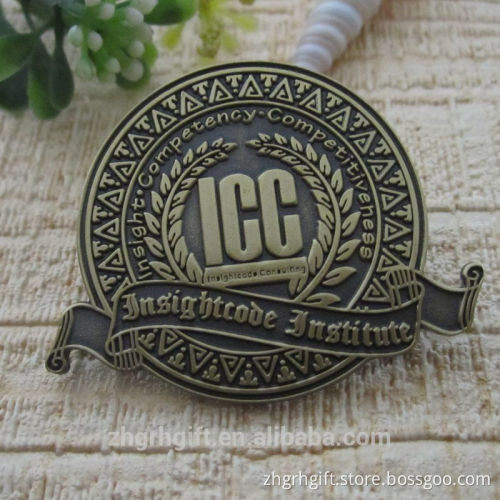 Wholesale Custom Black Nickel Plated Metal Lapel Pin Badge